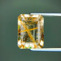 Rare Actinolite Crystals in Topaz with 8.26 carats - Image 3