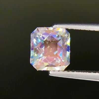 MIND-BLOWING 2.02 Ct RAINBOW MOONSTONE – NATURAL UNHEATED RARE GEMSTONE – ELECTRIC COLOR PLAY! MADAGASCAN TREASURE