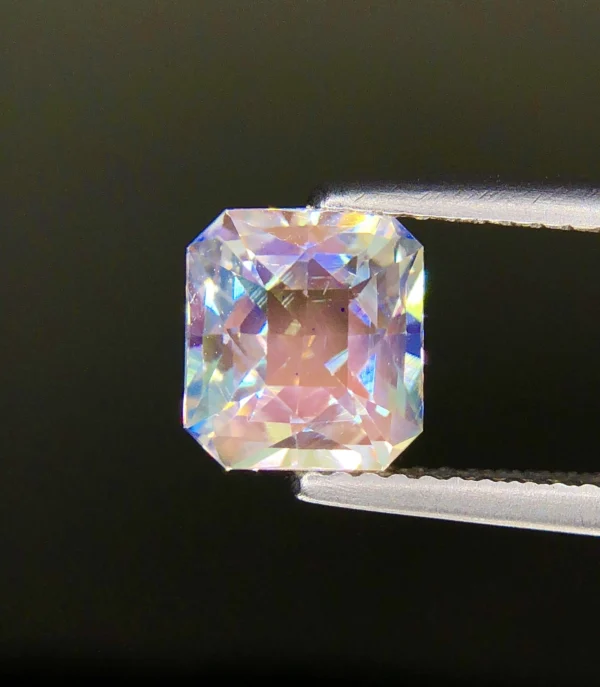 MIND-BLOWING 2.02 Ct RAINBOW MOONSTONE – NATURAL UNHEATED RARE GEMSTONE – ELECTRIC COLOR PLAY! MADAGASCAN TREASURE