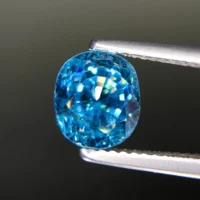 Vivid Blue Zircon From Cambodia, Eye Clean And Full Sparkle - Jewelry Quality 3.82 ct - Image 3