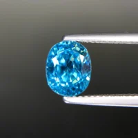 Vivid Blue Zircon From Cambodia, Eye Clean And Full Sparkle - Jewelry Quality 4.00 ct - Image 2